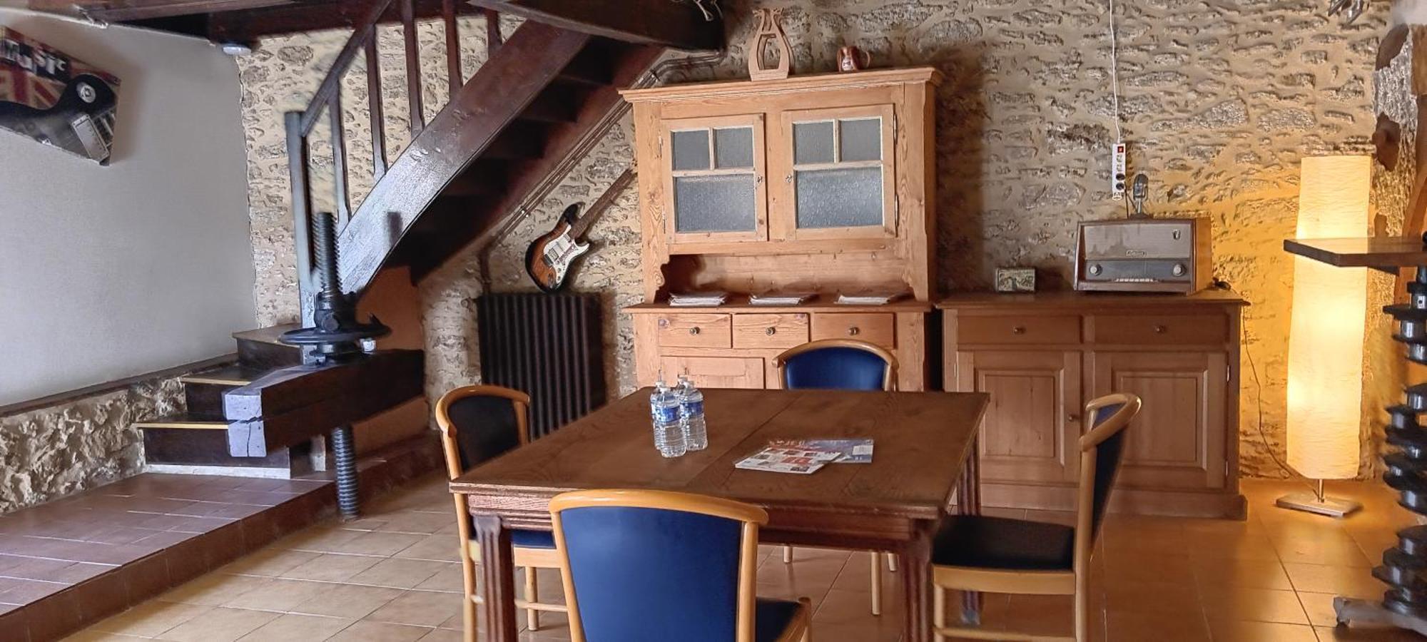 Gite Au Moulin Du Comte Bourrouillan Екстериор снимка